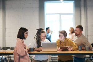 designing-incentives-for-a-multigenerational-workforce