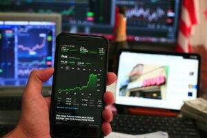 keeping-ahead-with-emerging-technology-trends 